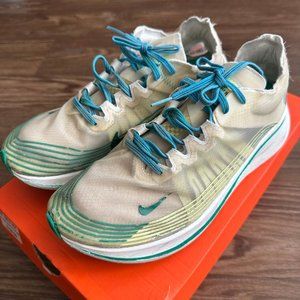 Used Nike Zoom Fly SP Lucid Green White Mens size 9 with box